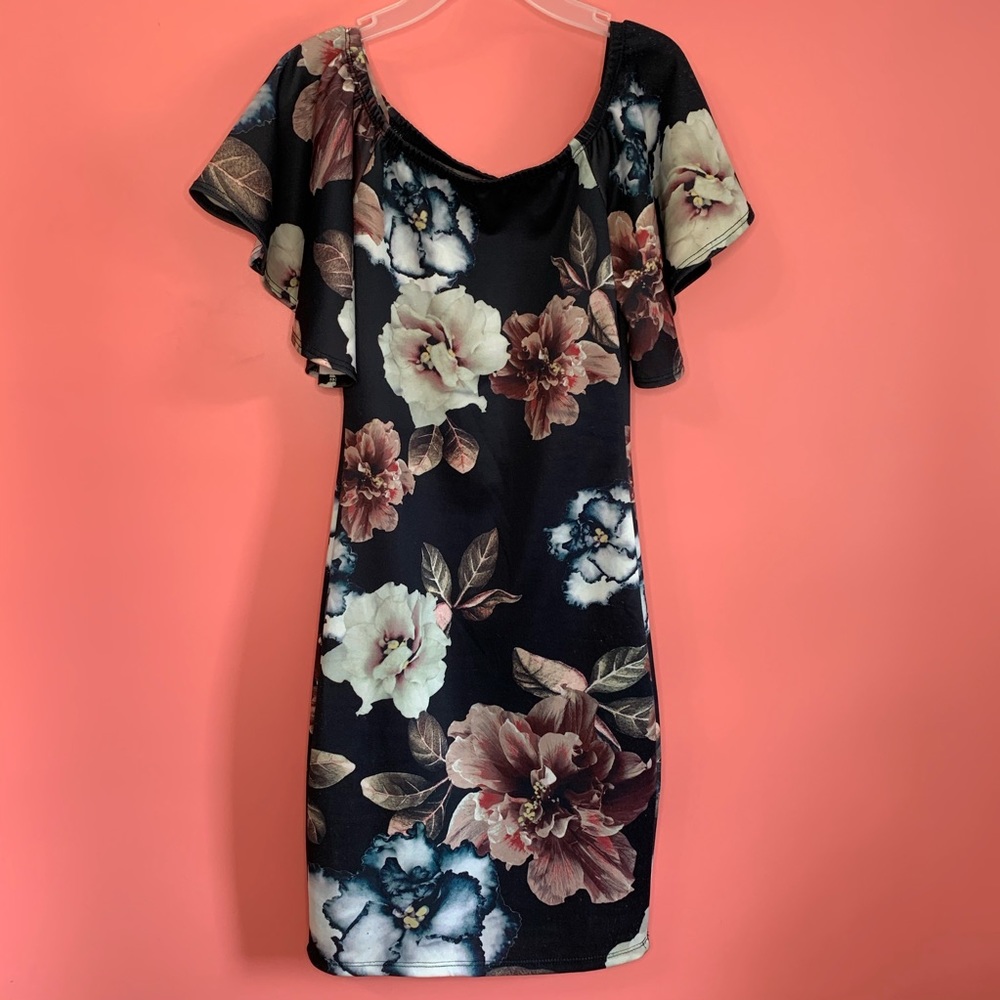 Off The Shoulder Fitted Black Floral Dress